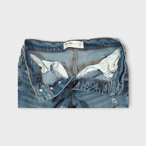 Women's MUDD High Rise Midi Shorts Size 0 Flex Stretch - Picture 6 of 7